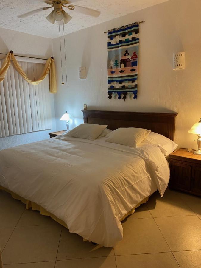 Departamento Frente Al Mar Con Dos Recamaras Y Seguridad 24 H A Dos Cuadras De La Quinta Avenida Плайя-дель-Кармен Екстер'єр фото